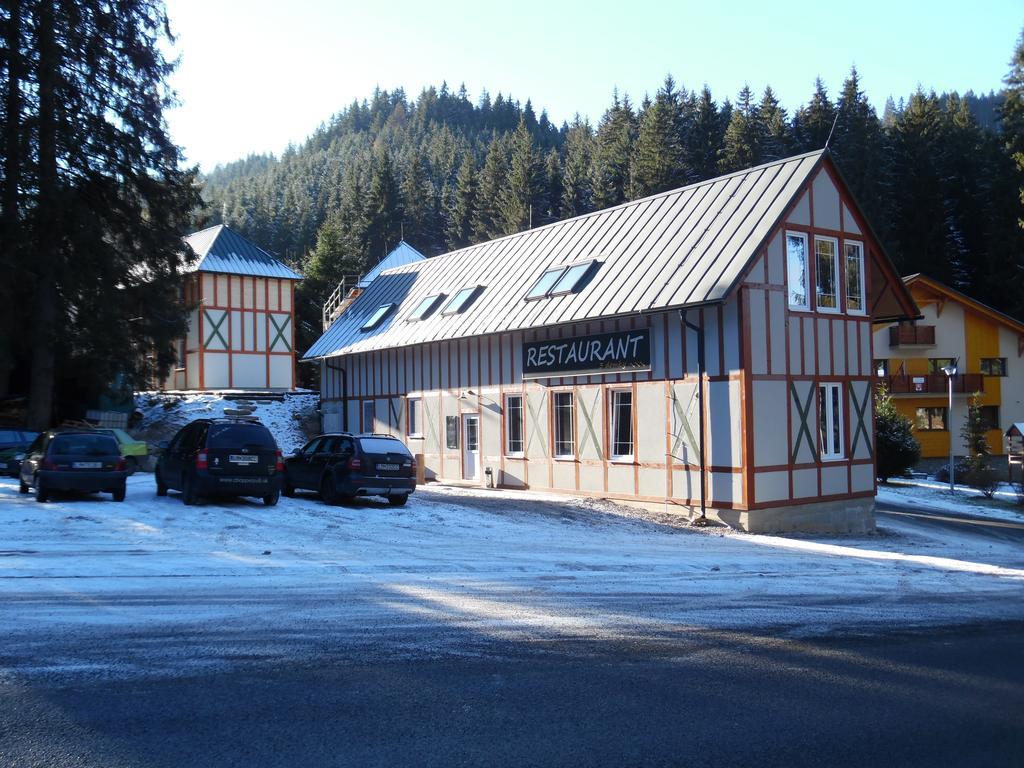 3 Domky Bed & Breakfast Демановска Долина Екстериор снимка